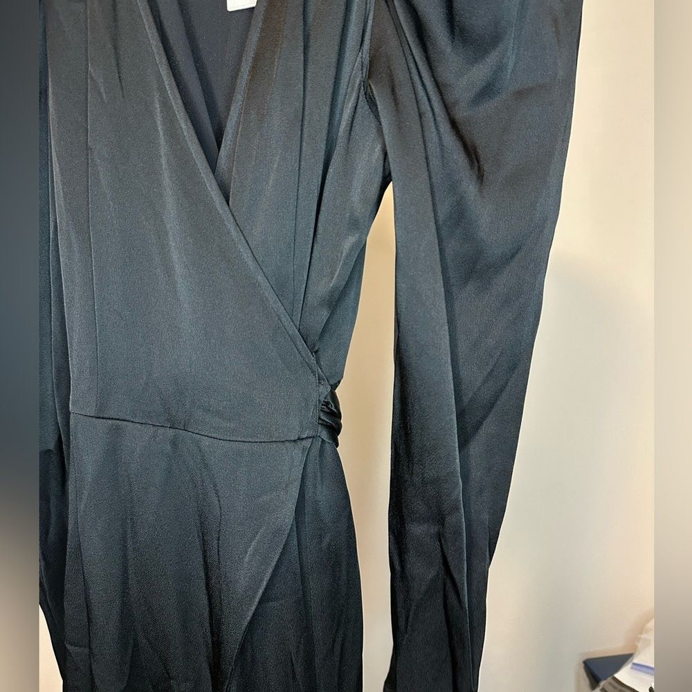 A.L.C. Christian Black Puff-Sleeve Belted Satin V Neck Straight Leg Sz 4 NWT - Picture 5 of 6